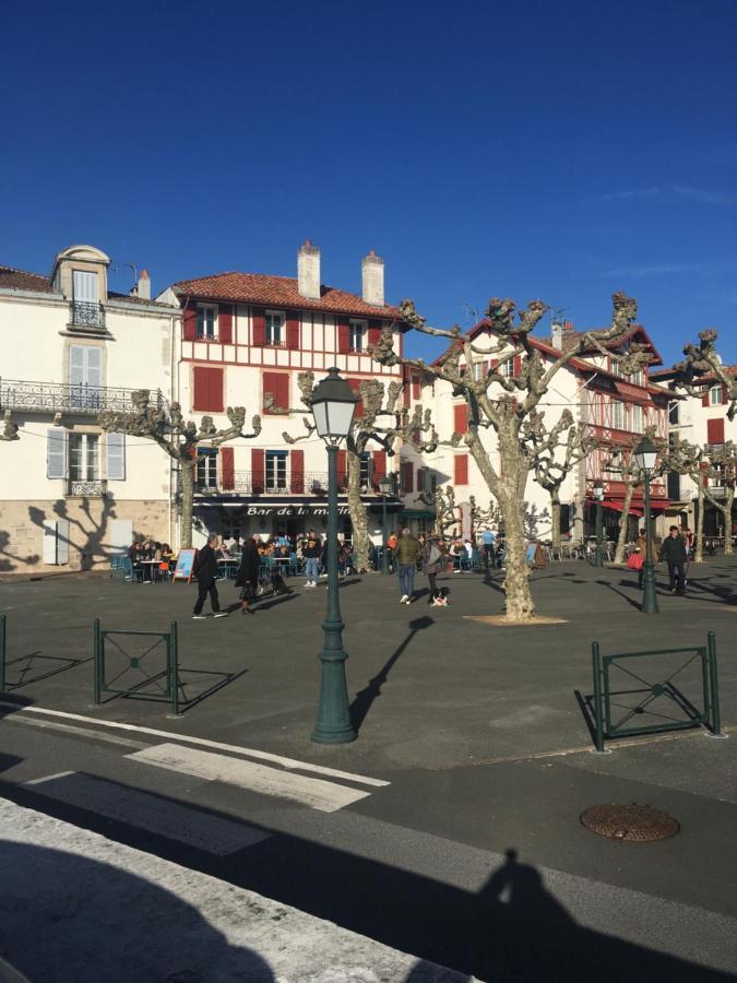 Saint-Jean-de-Luz-location 2 minutes a pieds de la plage Extérieur photo