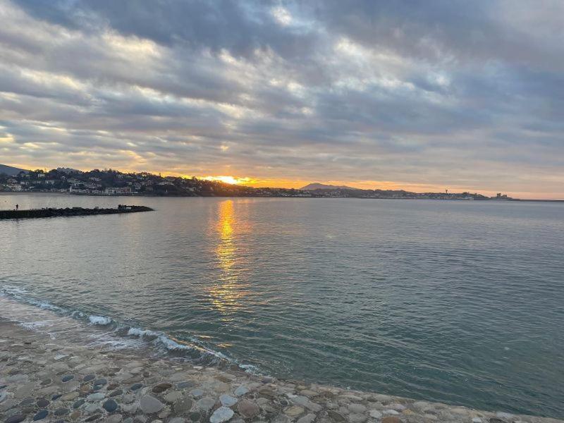 Saint-Jean-de-Luz-location 2 minutes a pieds de la plage Extérieur photo